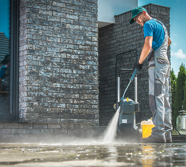 Residential pressure washing