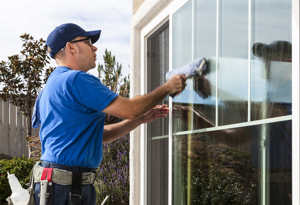 5 Advantages of Professional Window Cleaning