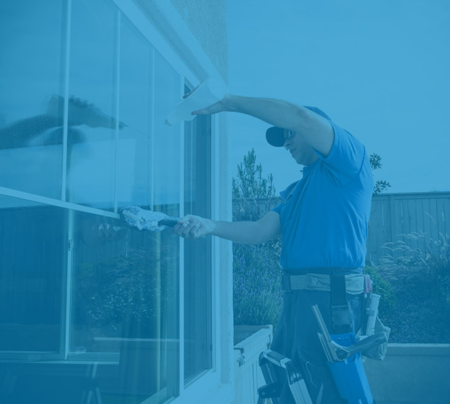 outdoor window cleaner