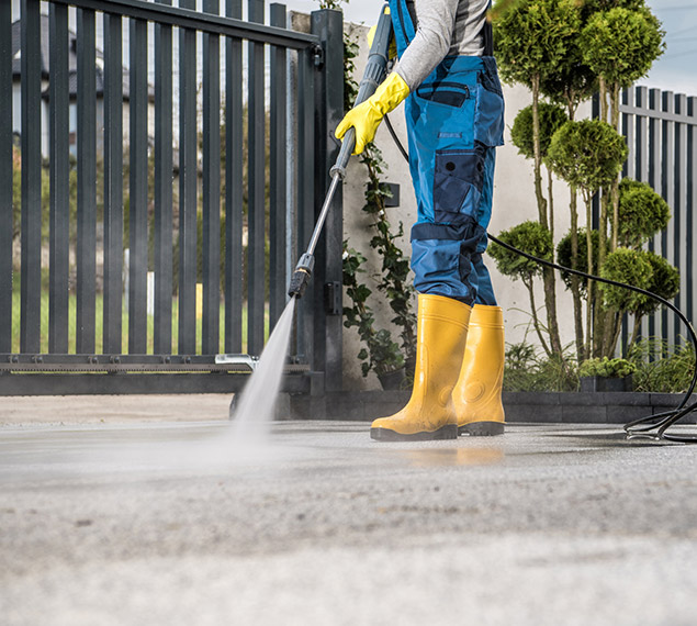exterior house washing in cochrane