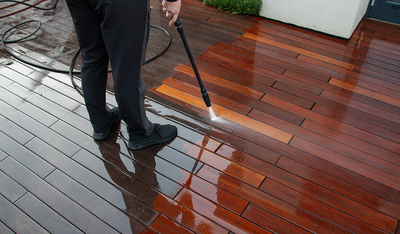 Why Hiring a Professional Deck Pressure Washing Service Is the Safer, Smarter Choice